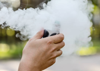 Reasons to Consider Vaping Tobacco Flavour E-liquid